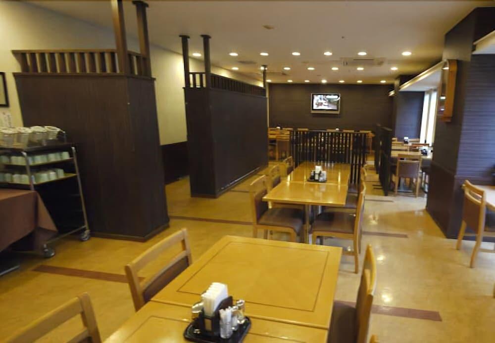 大阪本町路线客栈酒店 外观 照片